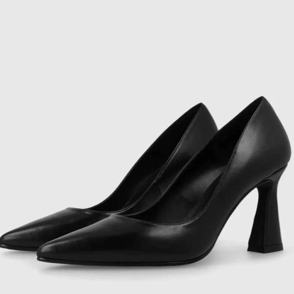 lodi_roa_court_shoesblack_1.webp Lodi Heels*ROA Court Shoes-BLACK