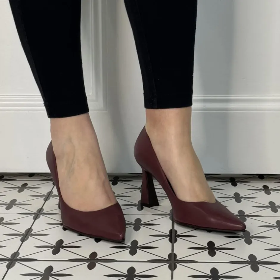 lodi_roa_court_shoeswine_3.webp Lodi Heels*ROA Court Shoes-WINE