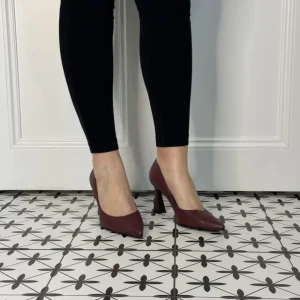 Lodi Heels*ROA Court Shoes-WINE