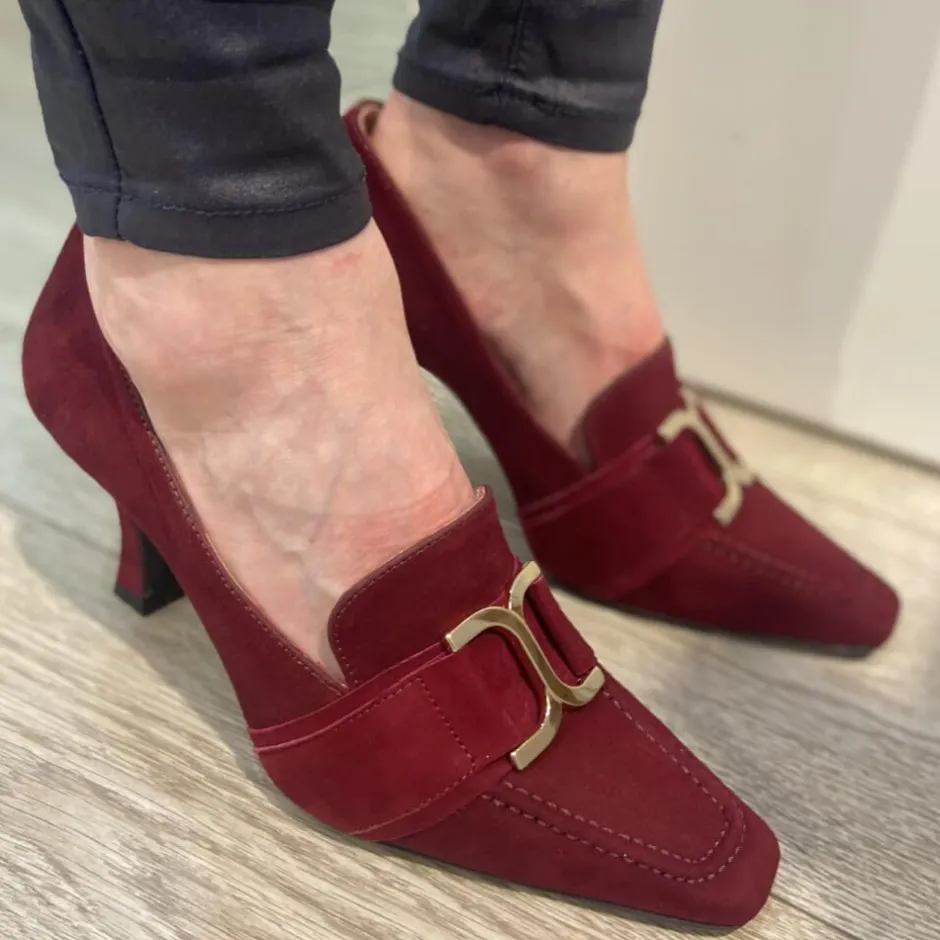marian__suede_heelbordeau_1.webp Marian Heels*11104 Suede Heel-BORDEAUX