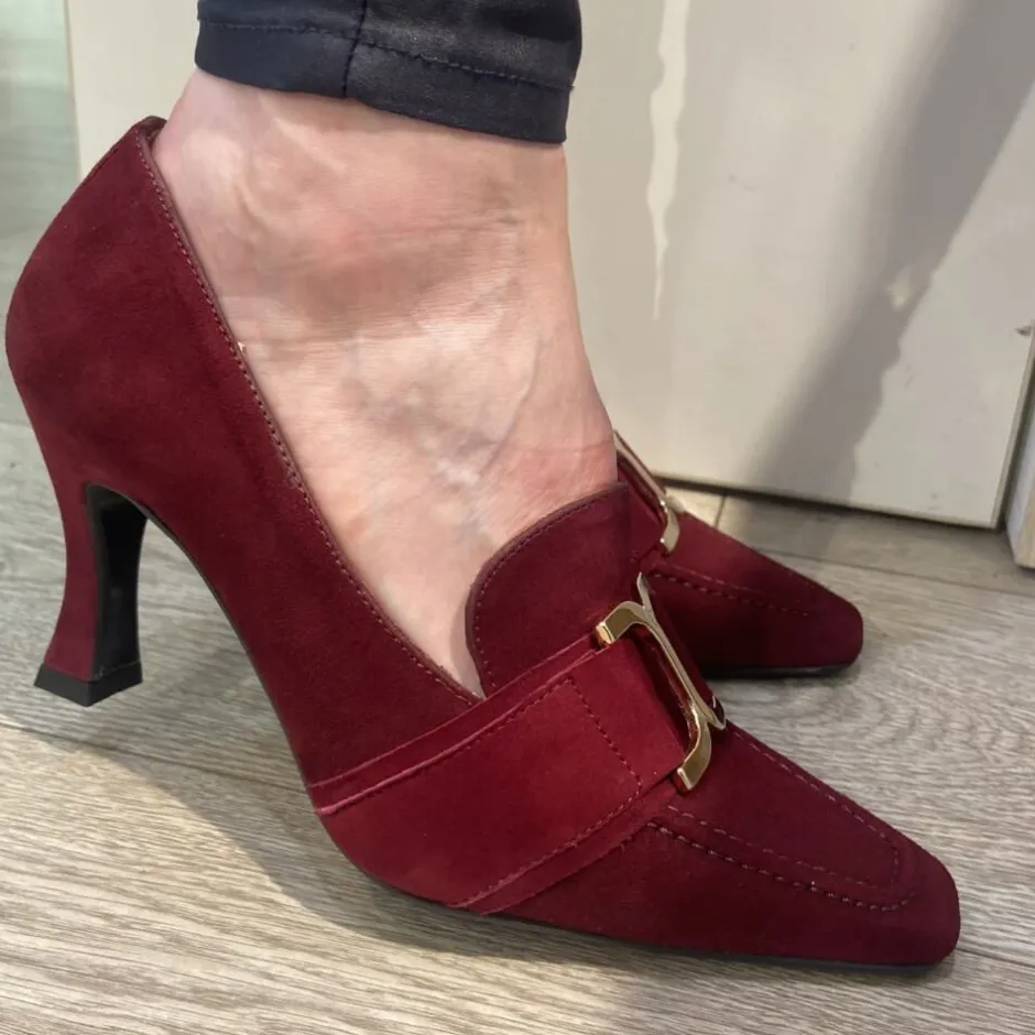 marian__suede_heelbordeau_3.webp Marian Heels*11104 Suede Heel-BORDEAUX