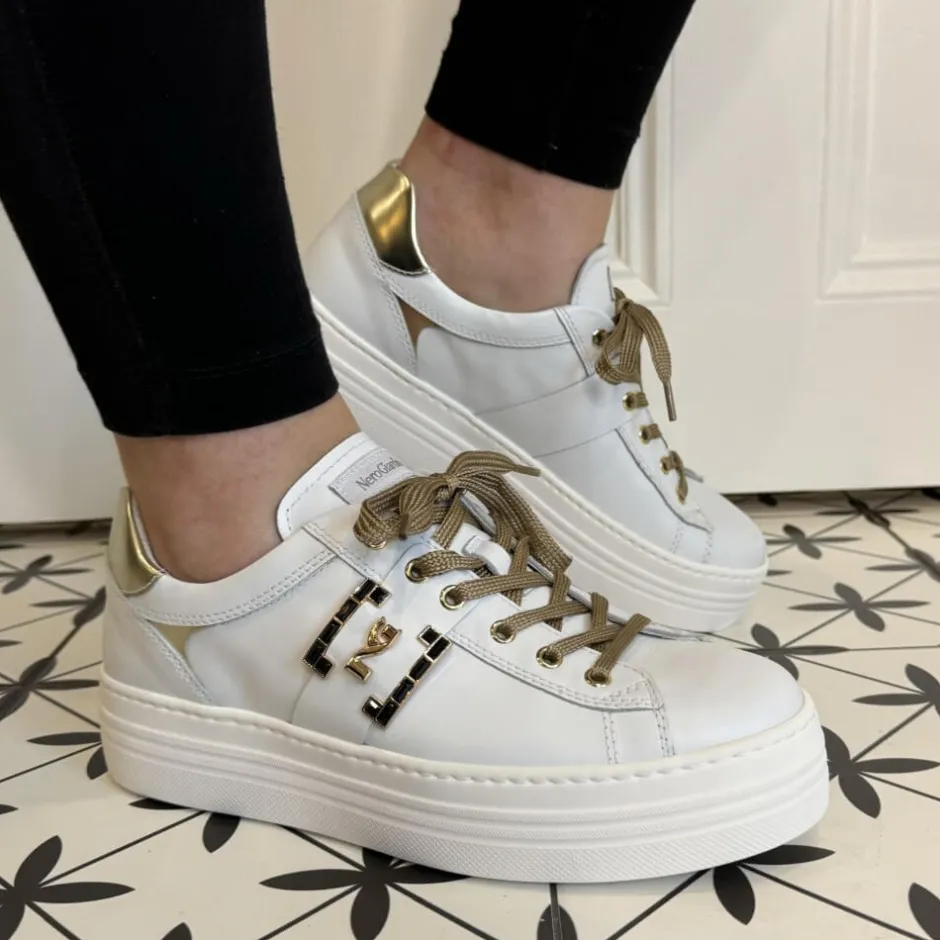 nerogiardini_id_leather_t_1-1.webp Nero Giardini Casual Shoes | Trainers*NeroGiardini I411612D Leather Trainer-WHITE