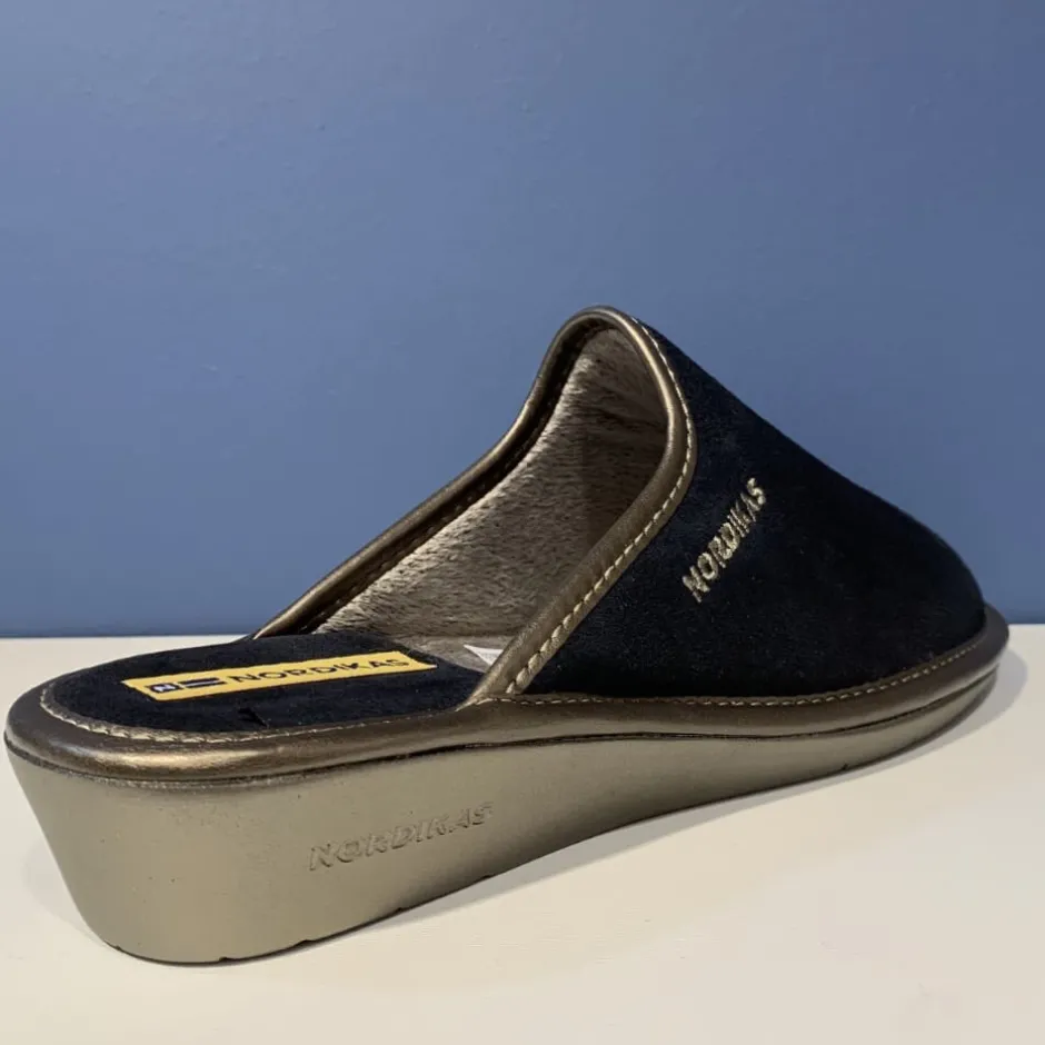 nordikas_o_suede_slippers_2.webp Nordikas Slippers*347/O Suede Slippers-NAVY