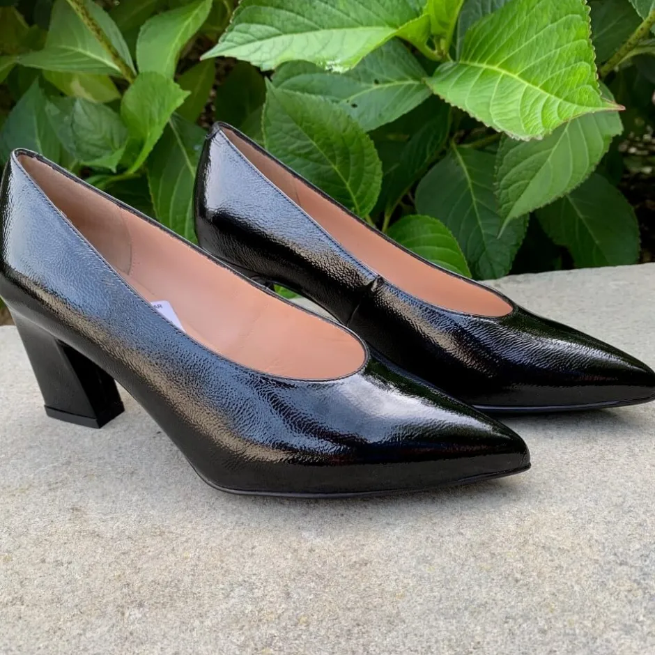 unisa_krampblack_patent_1.webp UNISA Heels*KRAMP-BLACK PATENT