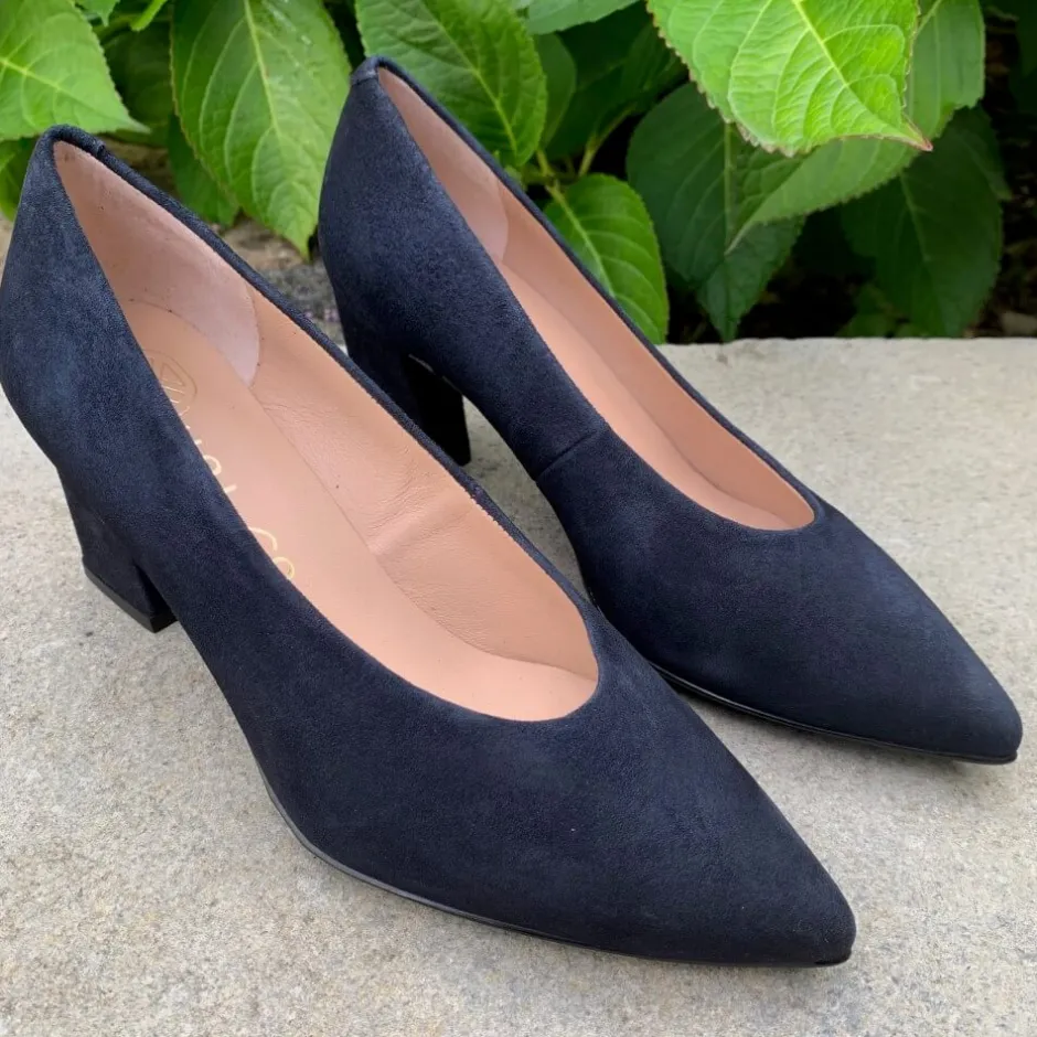 unisa_krampnavy_1.webp UNISA Heels*KRAMP-NAVY