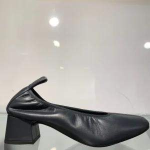 UNISA Ankle Boots*Left-NAVY