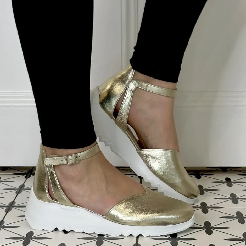 wonders_selfie_wedge_sand_0-1.webp Wonders Sandals*Selfie Wedge Sandal E-6703-GOLD